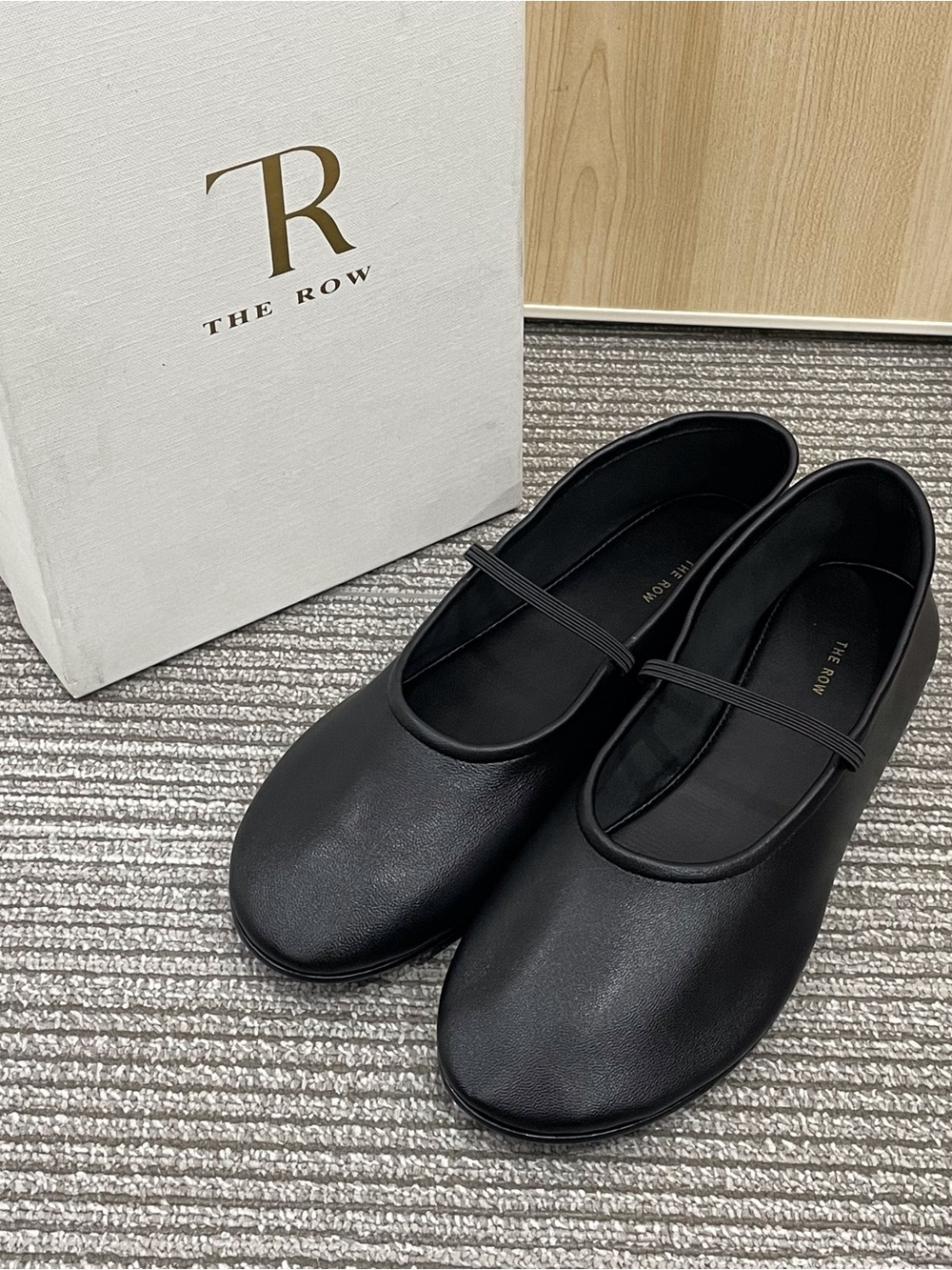The Row Black Leather Elastic-Strap Ballet Flats